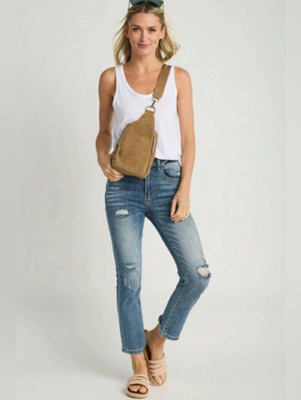 RISEN VINTAGE WASHED STRAIGHT LEG JEANS